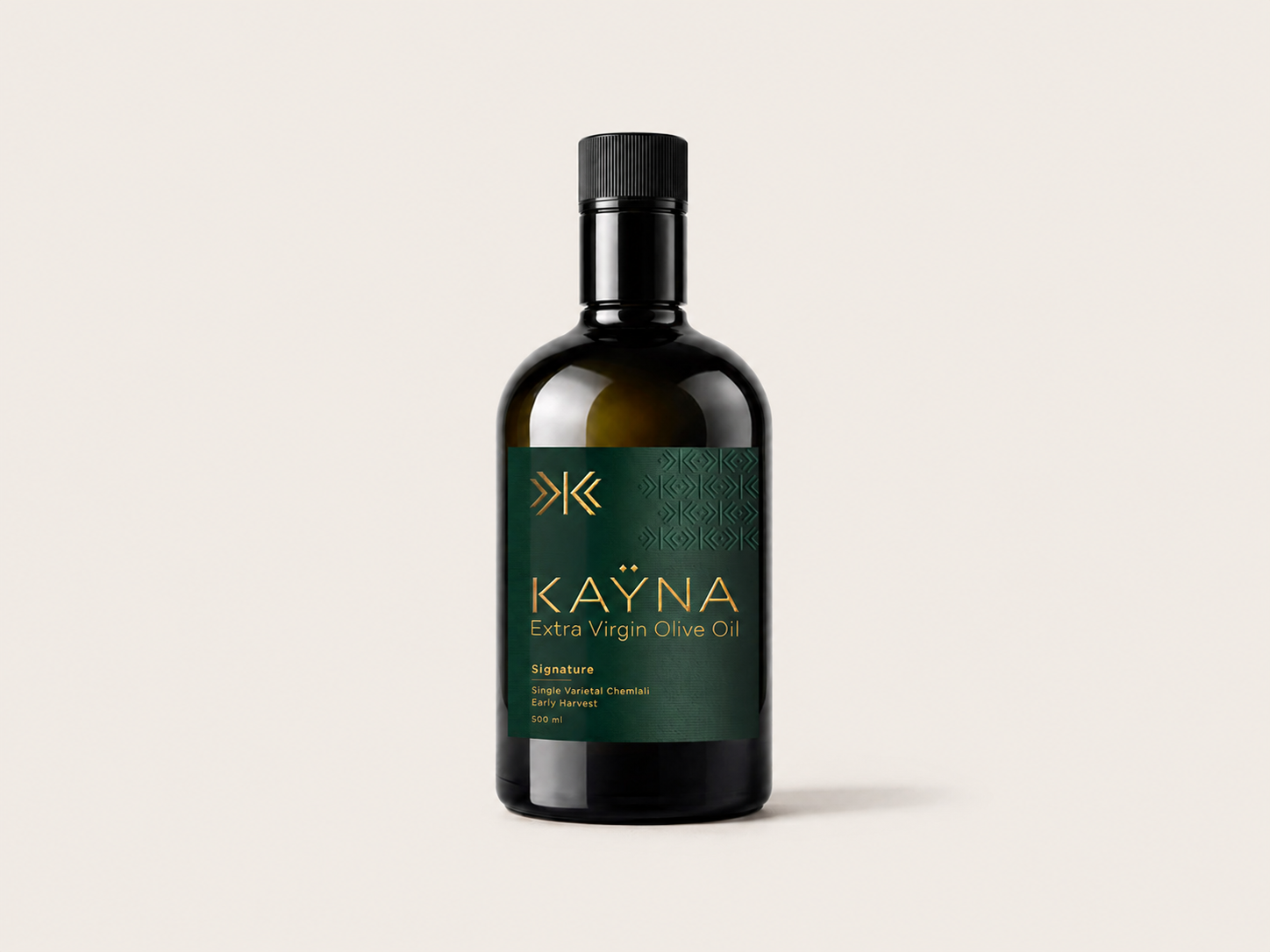Bouteille KAŸNA Signature — huile d'olive extra vierge, Single Varietal Chemlali, étiquette vert profond